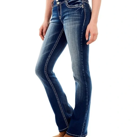 Wallflower Lucious Curvy Fit Bootcut Jeans Juniors Size 7 Short - Picture 2 of 11